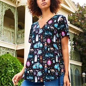 NWOT Women’s DISNEY Dooney & Bourke Haunted Mansion V-Neck Criss Cross, Size XS